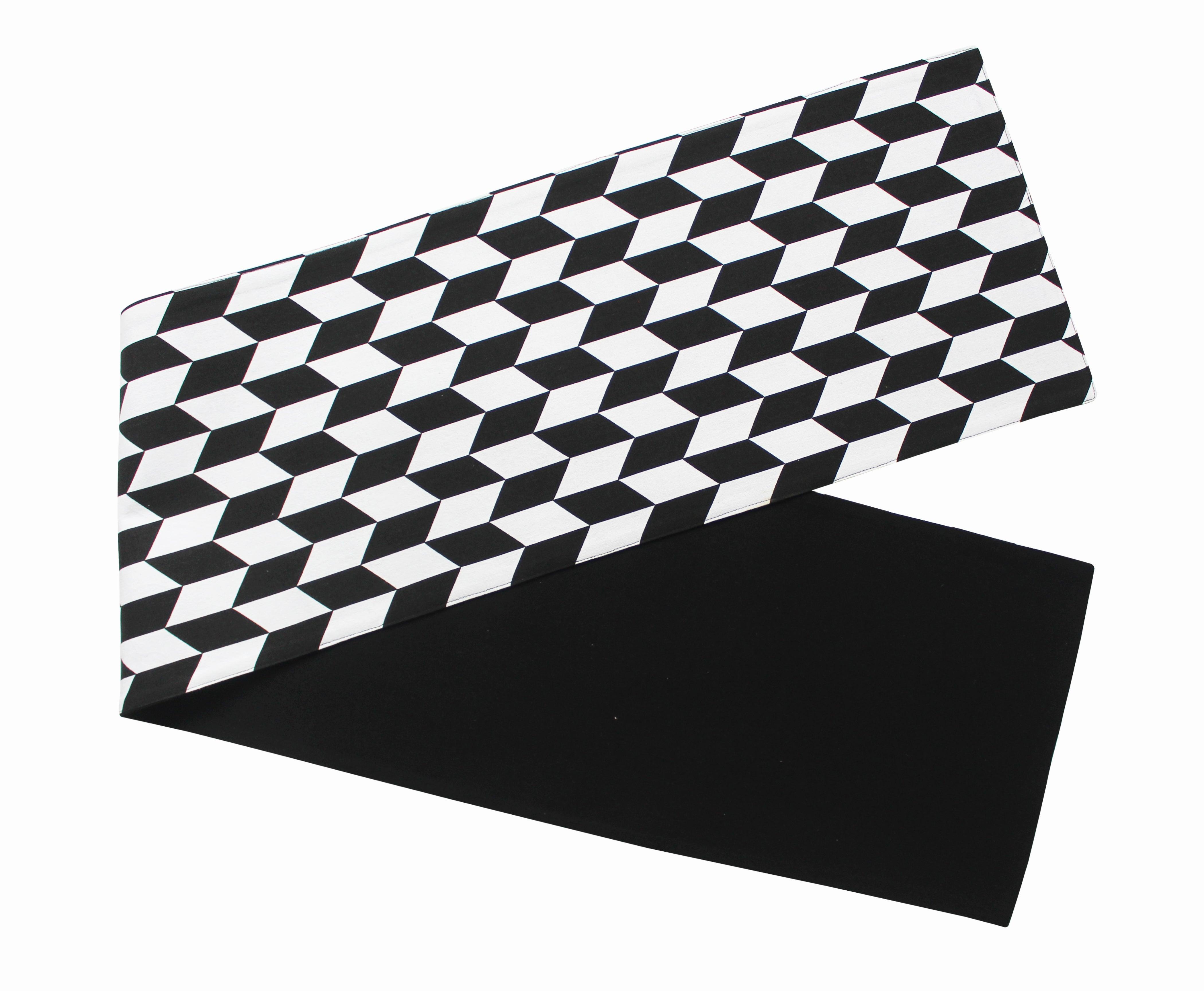 Cotton Classic Diamond Black Table Runner
