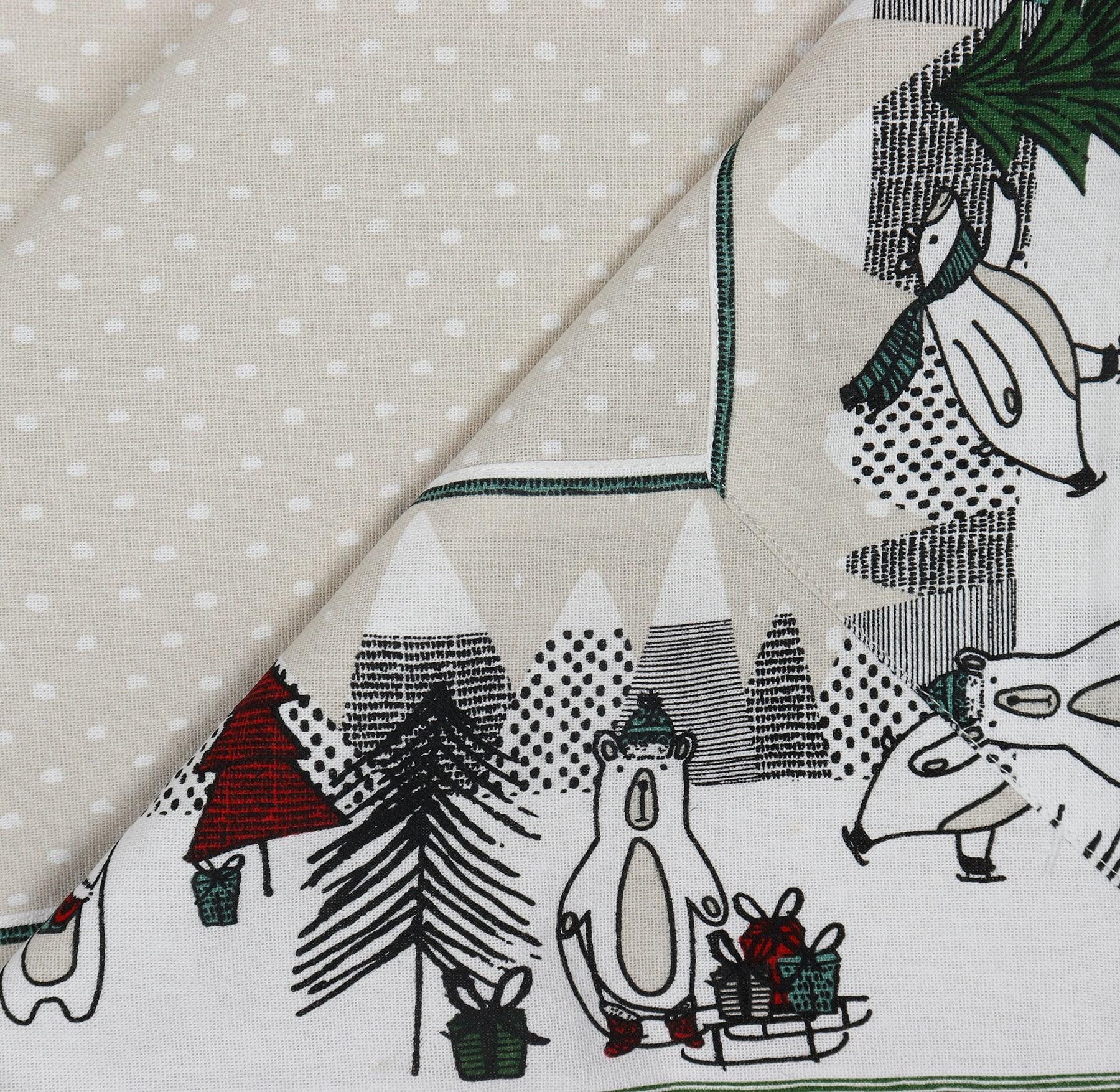 Cotton Beige Small Dot with Xmas Border 6 Seater Table Cloths