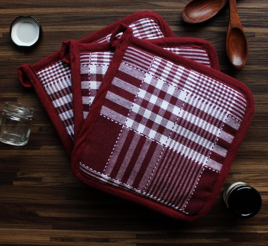 Cotton Track Dobby Maroon Pot Holders Pack Of 3