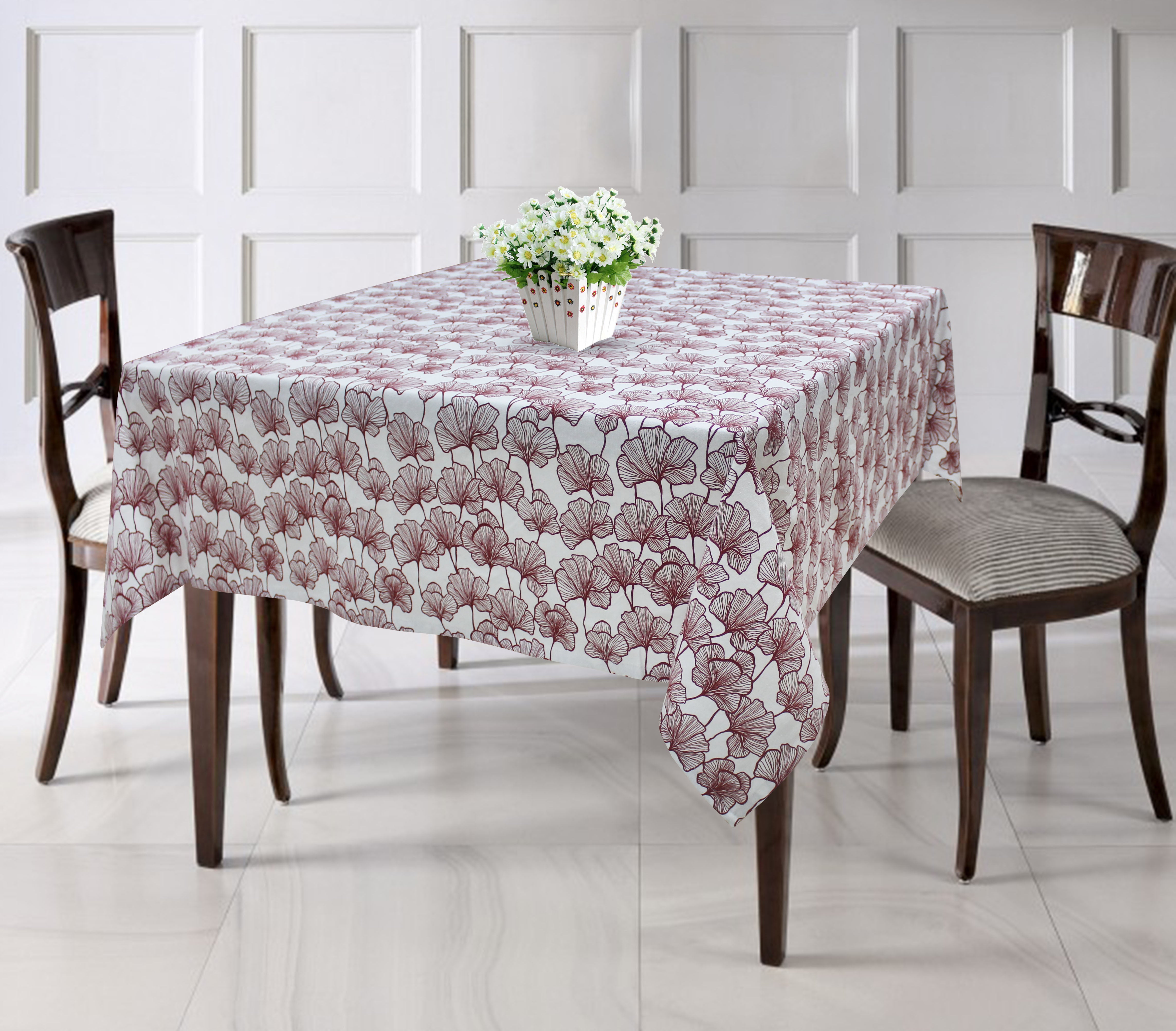 Cotton Single Leaf Maroon 8 Seater Table Cloths
