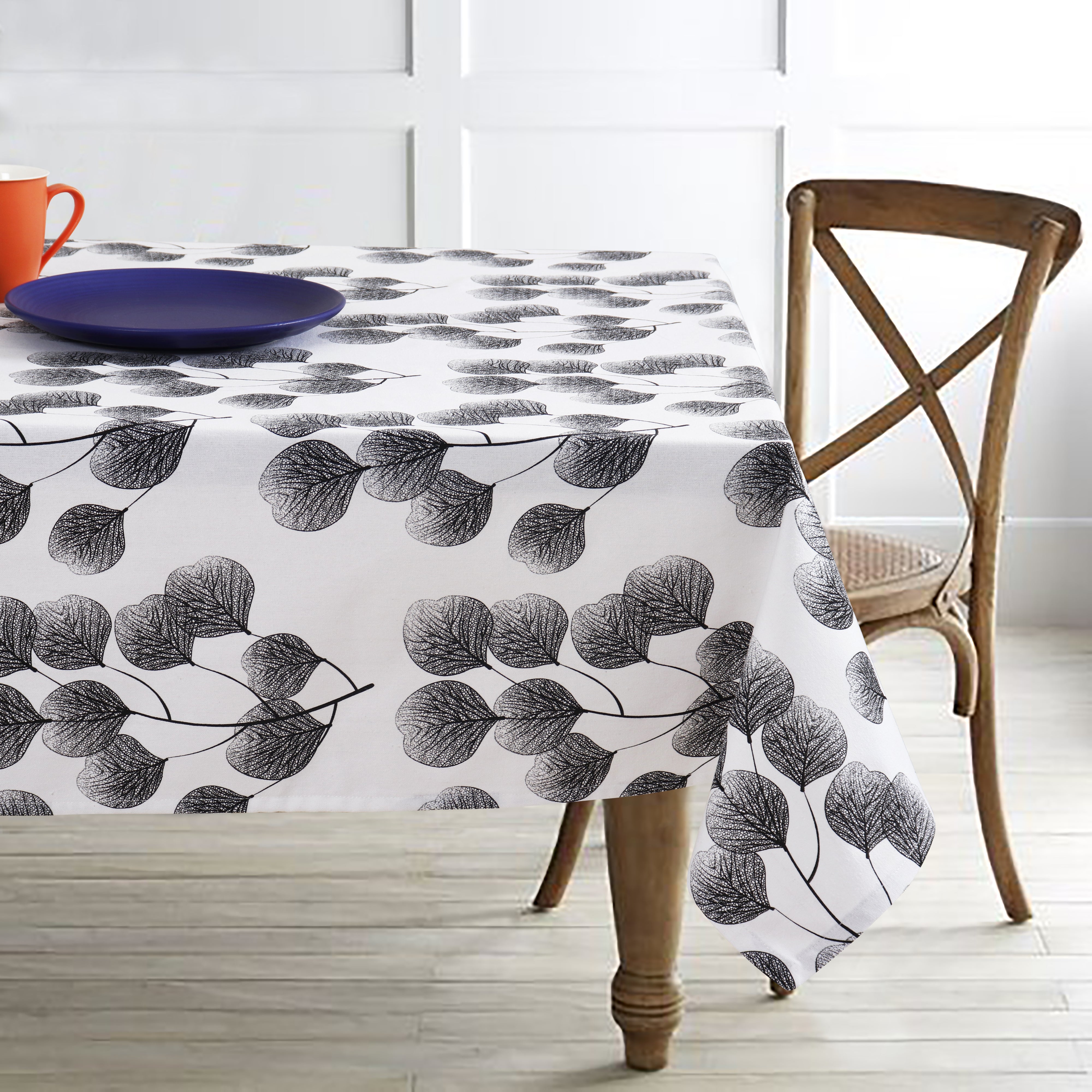 Cotton Root Leaf 6 Seater Table Cloths