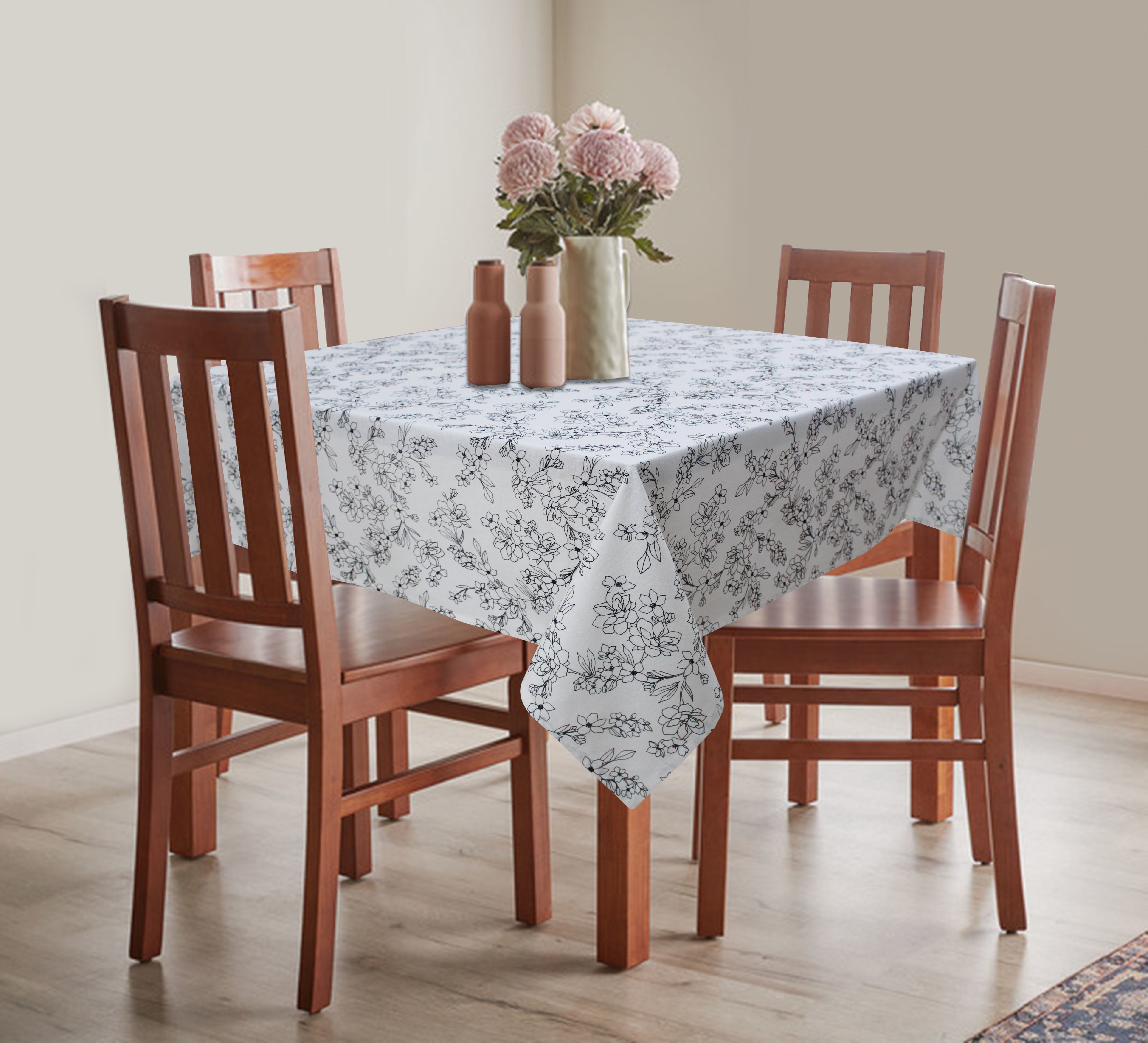 Cotton Pencil Flower 6 Seater Table Cloths
