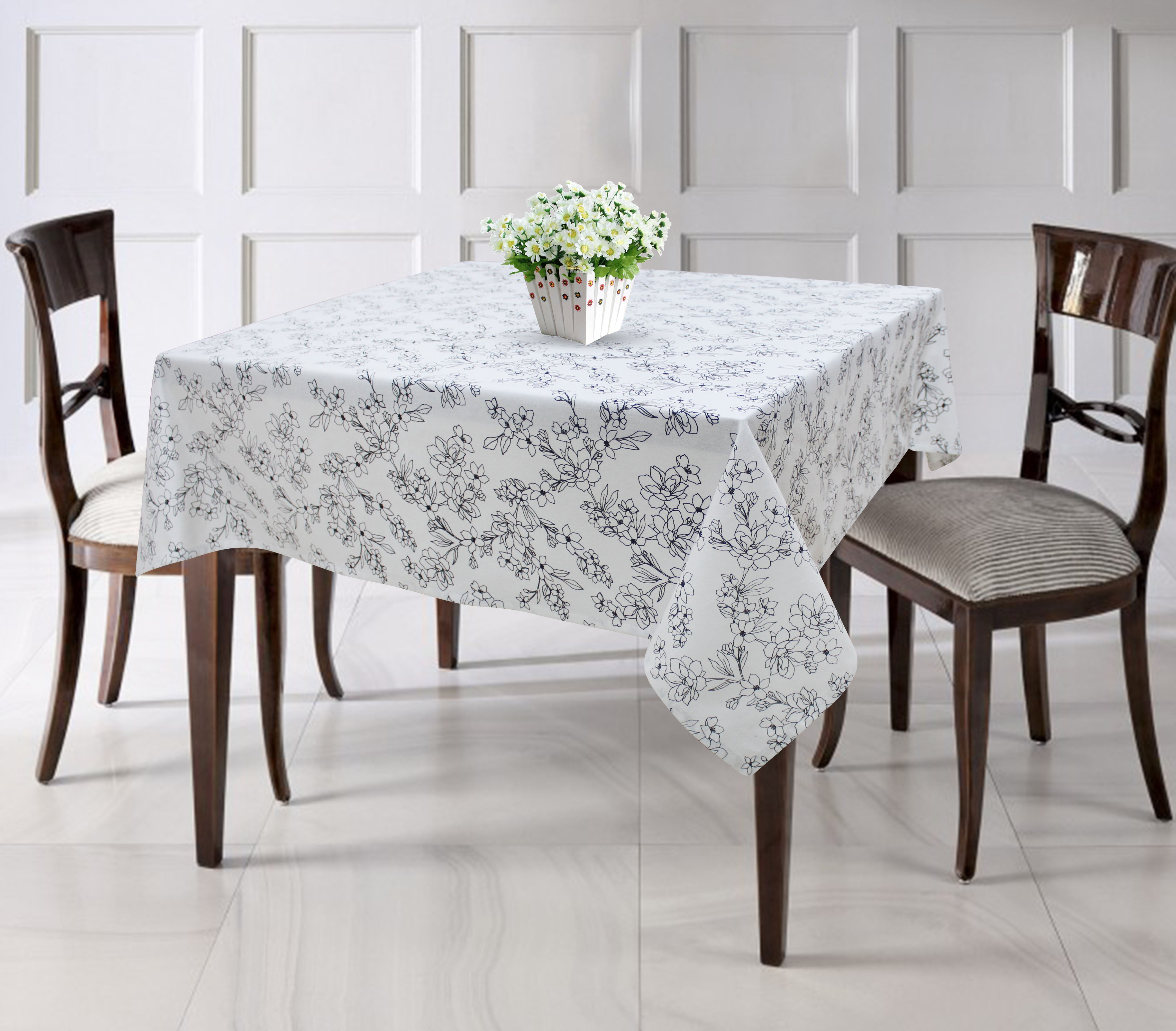 Cotton Pencil Flower 8 Seater Table Cloths