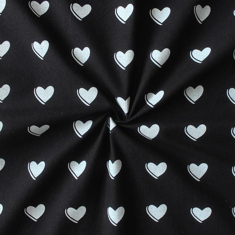 Cotton Black Heart 8 Seater Table Cloths
