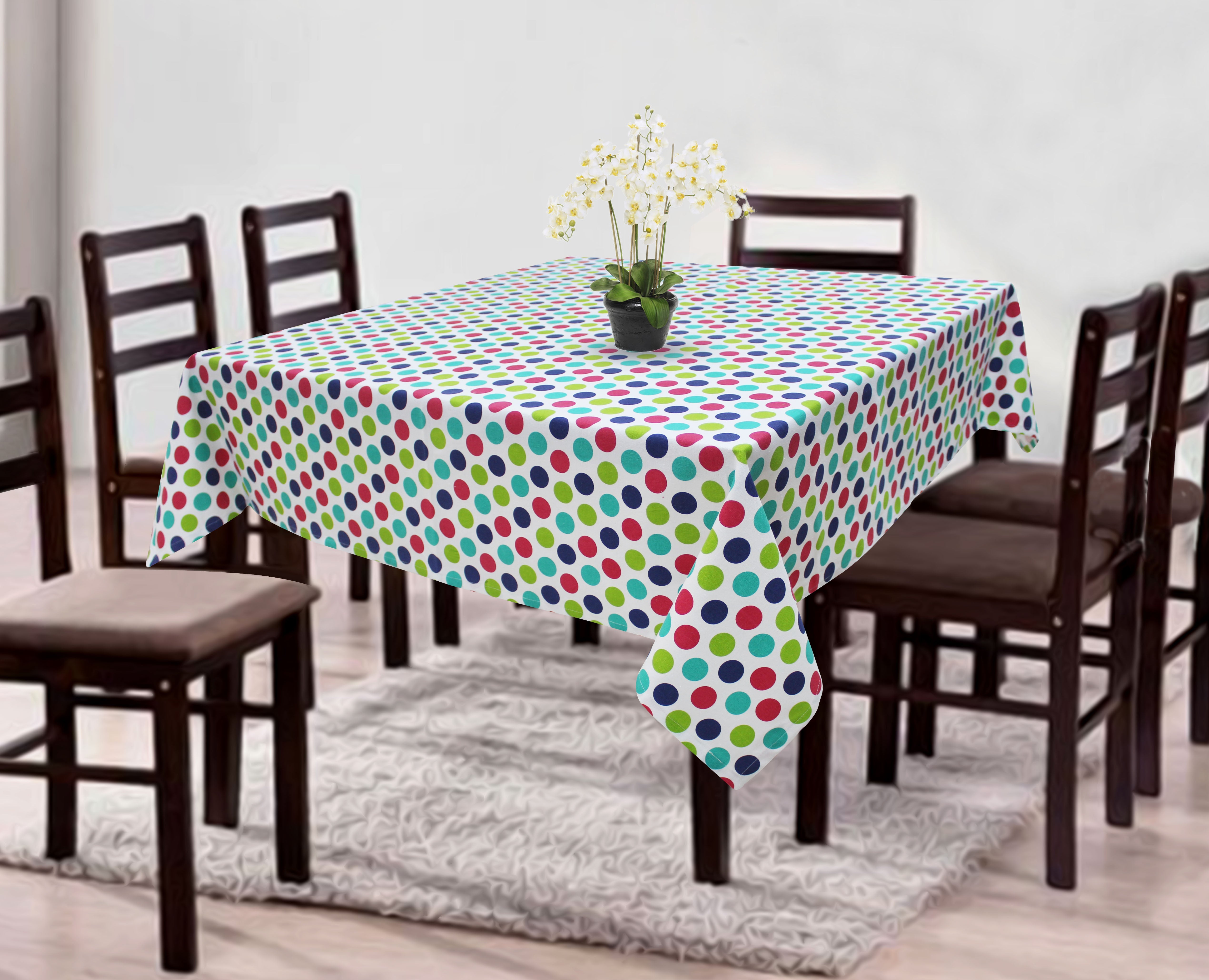 Cotton Singer Dot 8 Seater Table Cloths