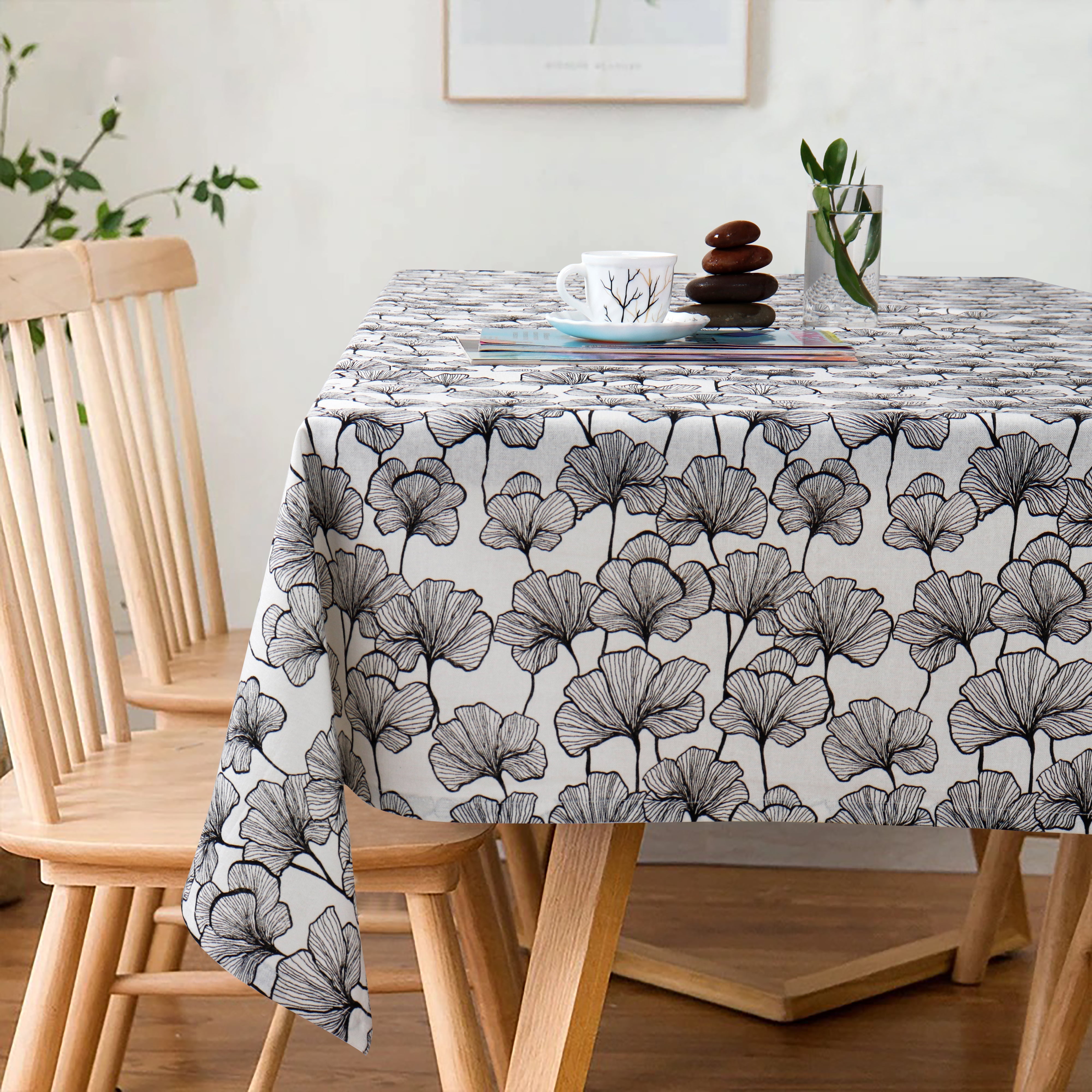 Cotton Single Leaf Black 8 Seater Table Cloths
