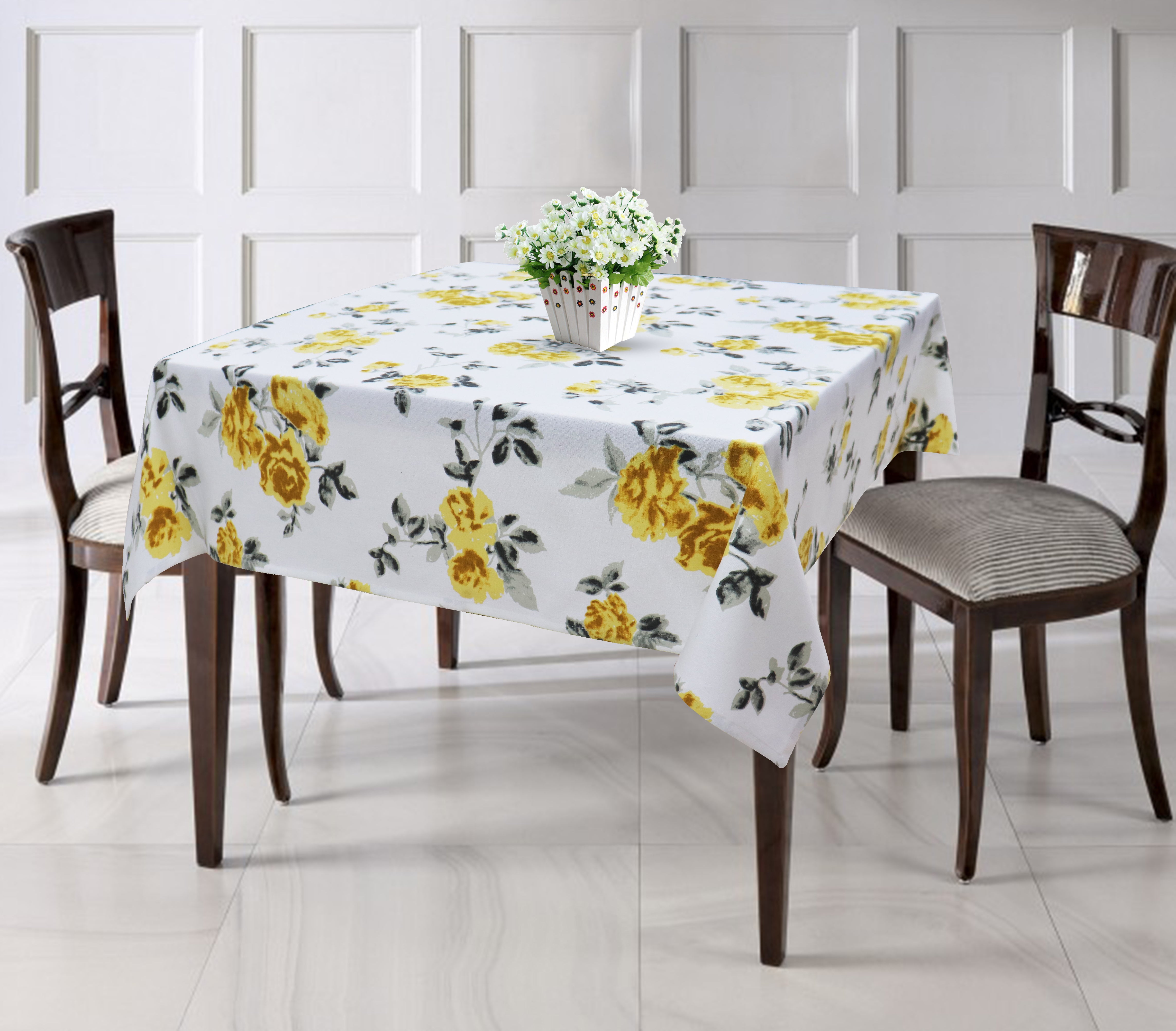 Cotton Elan Flower 4 Seater Table Cloths