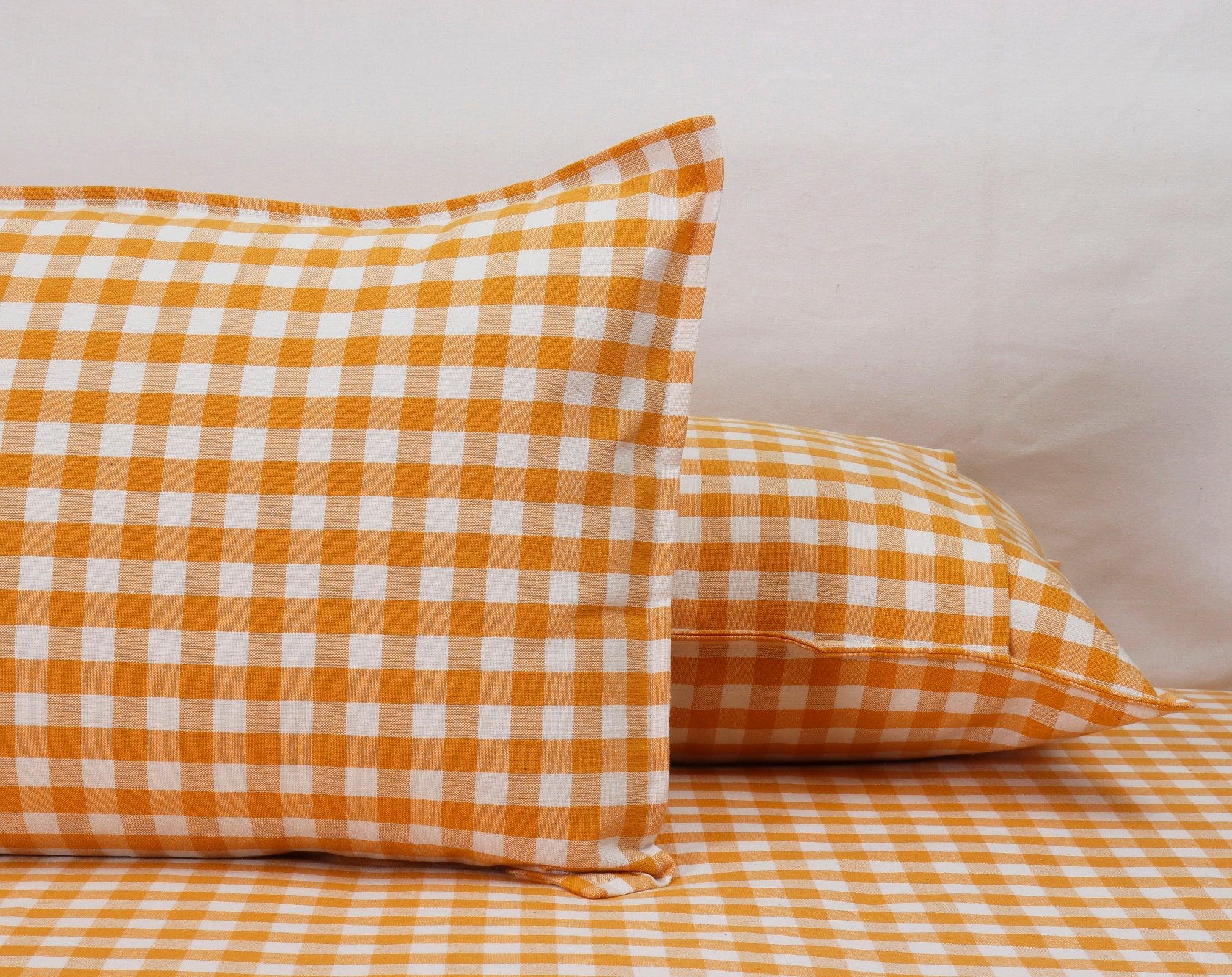 Cotton Checkered Bedsheet with Pillow Covers (Yellow)