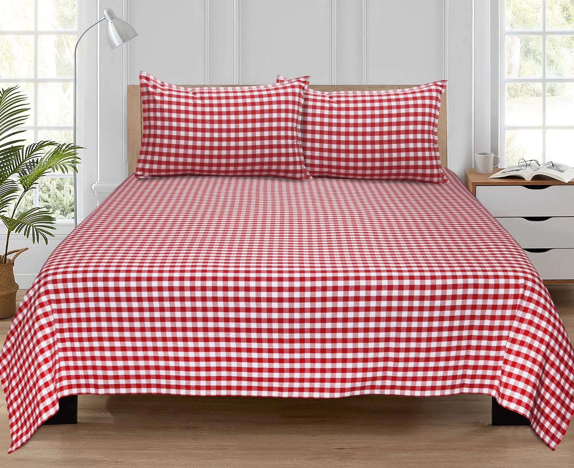 Cotton Checkered Bedsheet with Pillow Covers (Red)