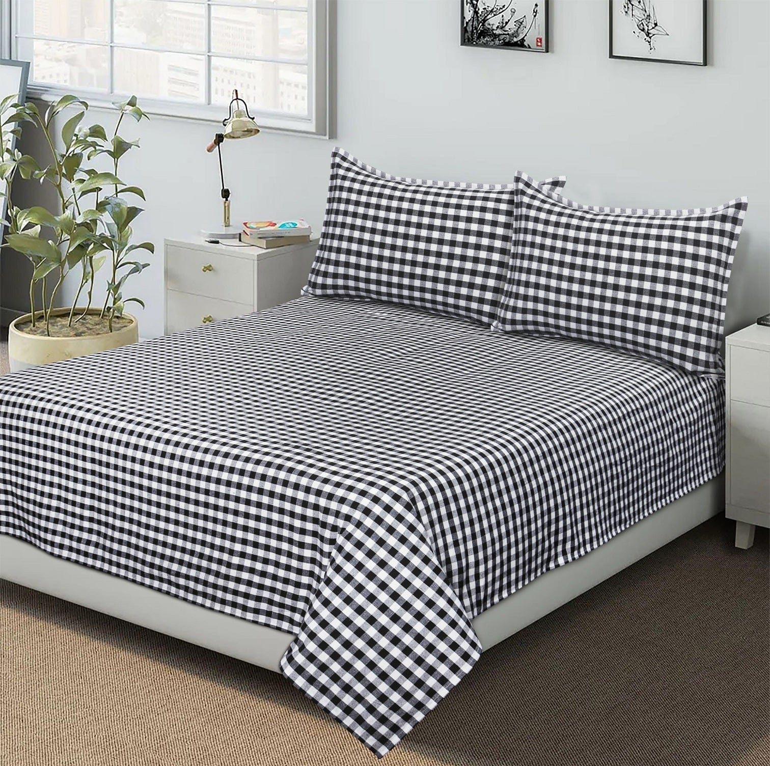 Cotton Checkered Bedsheet with Pillow Covers (Solid Black)