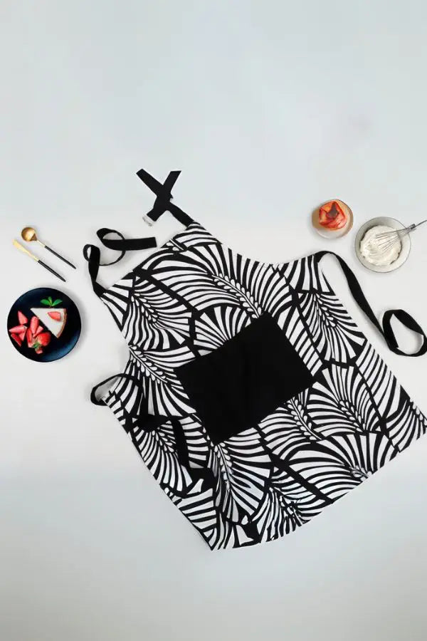 Cotton Black Zebra with Solid Pocket Free Size Apron