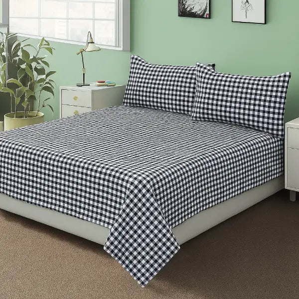 Cotton Checkered Bedsheet with Pillow Covers (Solid Black)