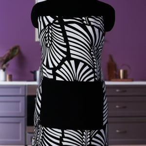 Cotton Black Zebra with Solid Pocket Free Size Apron