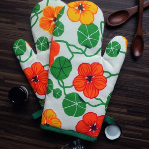 Cotton Green and Orange Flower With Green Piping Oven Gloves Pack Of 2