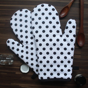 Cotton White Polka Dot Oven Gloves Pack Of 2