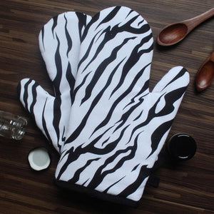 Cotton White Tiger Stripe Oven Gloves Pack Of 2
