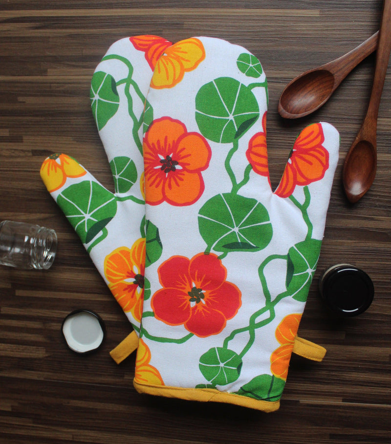 Cotton Green and Orange Flower With Yellow Piping Oven Gloves Pack Of 2 freeshipping - Airwill